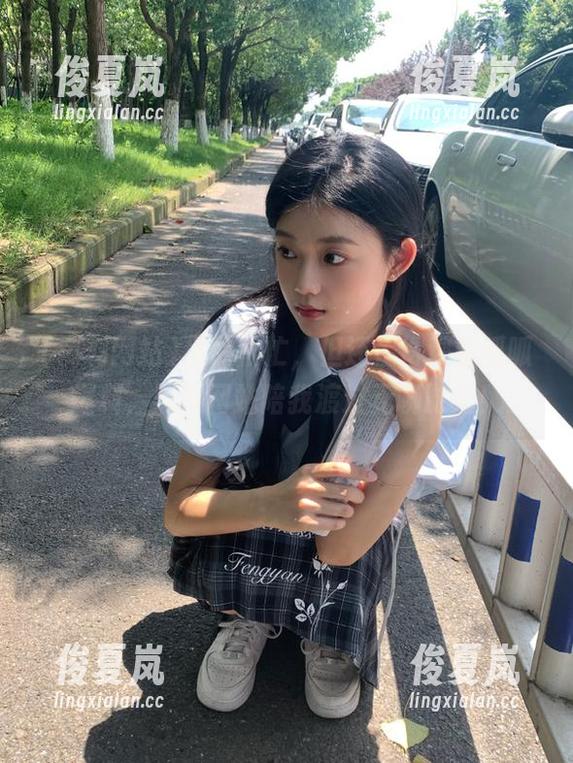 虽然很忙，但还是得观看呱呱爆料，黑料网站陪我渡过无聊时光！-绫夏岚
