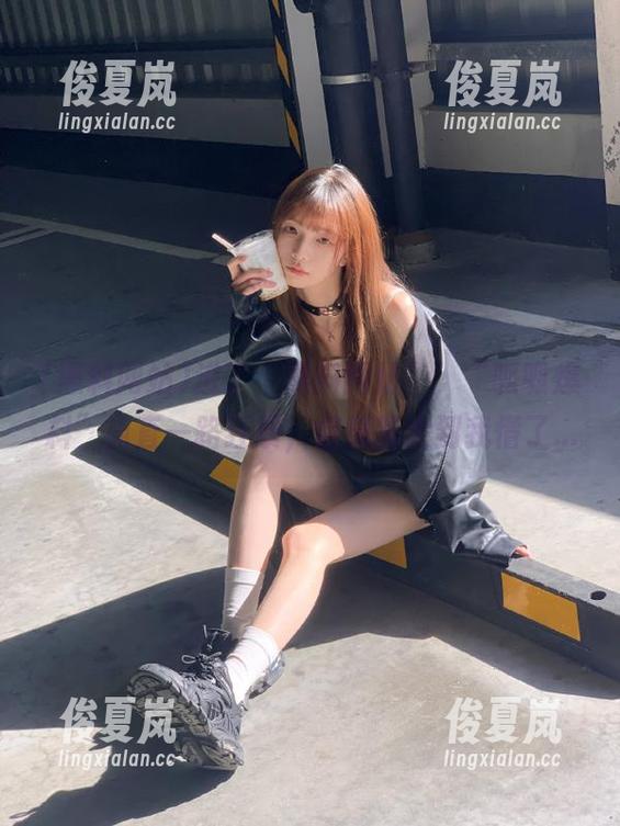 进了“黑料网站”，“呱呱爆料”简直一路狂暴，信息量大到我懵了...-绫夏岚